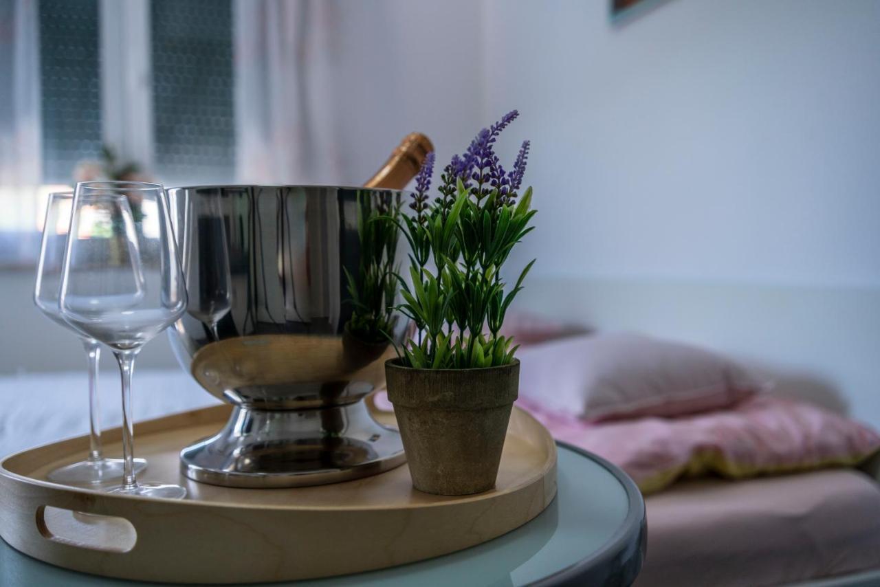 Apartments Adriana プーラ エクステリア 写真