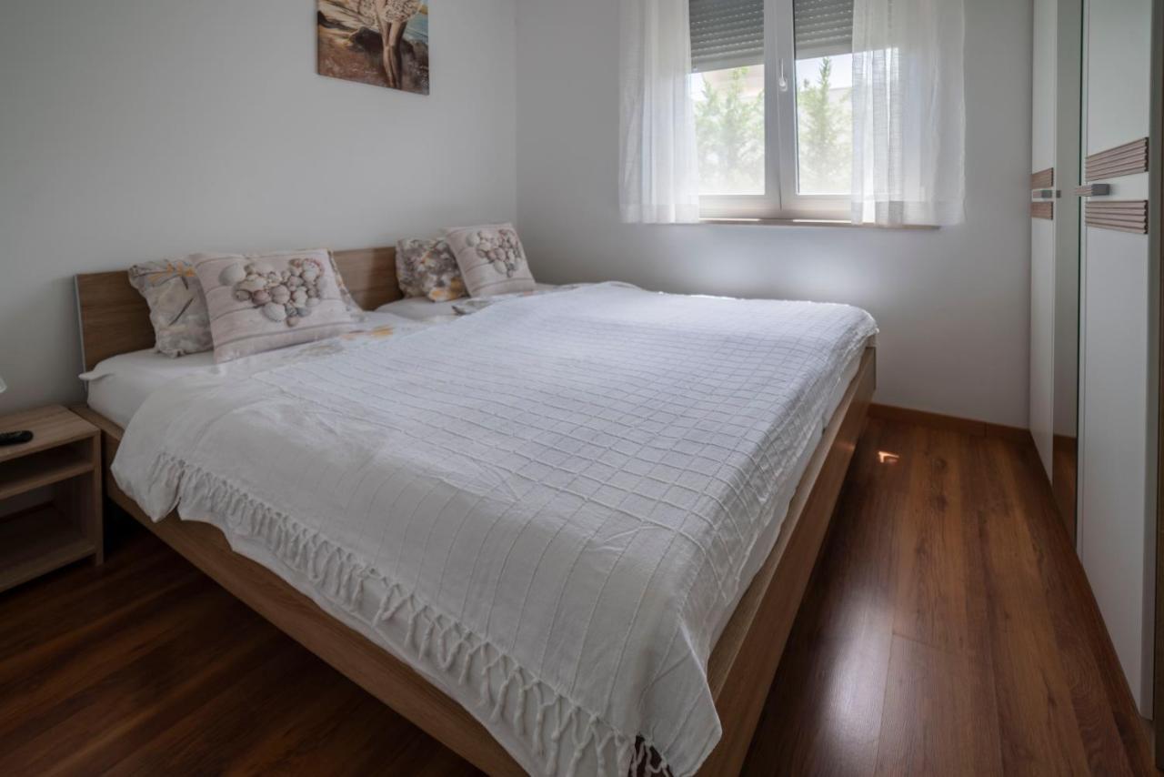 Apartments Adriana プーラ エクステリア 写真