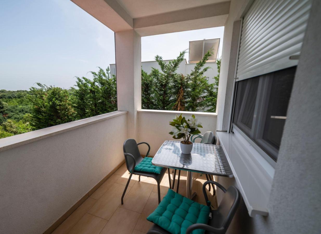 Apartments Adriana プーラ エクステリア 写真