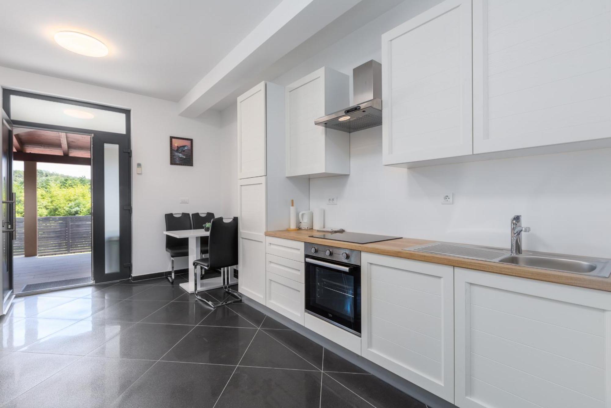 Apartments Adriana プーラ 部屋 写真