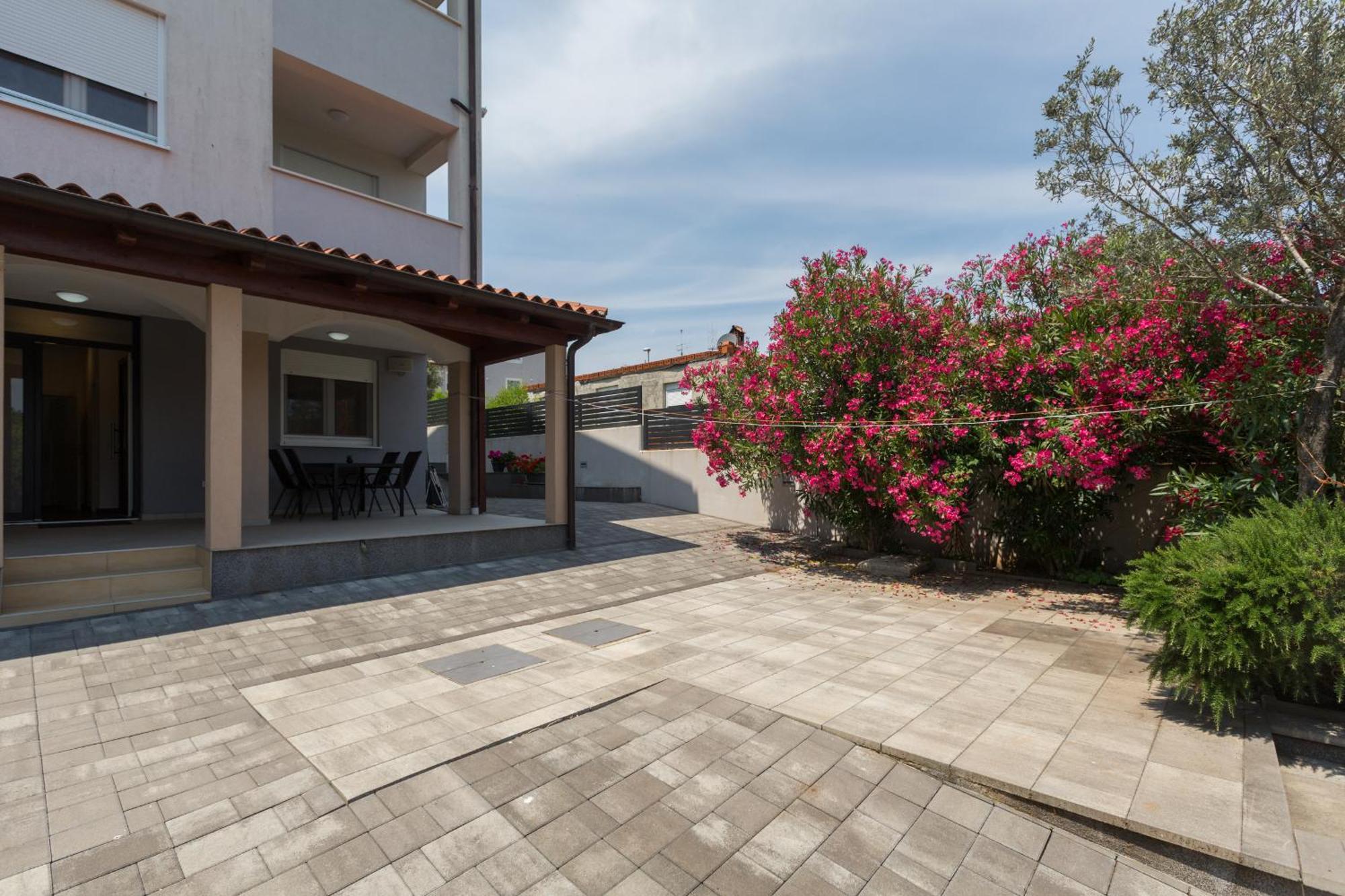 Apartments Adriana プーラ 部屋 写真